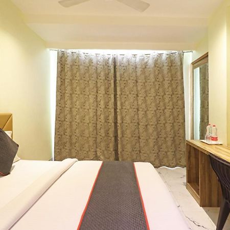 Hotel Good Vibe Near Delhi Igi Airport Ню Делхи Екстериор снимка
