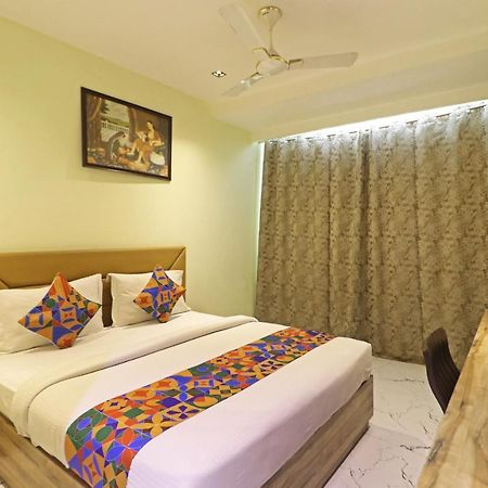 Hotel Good Vibe Near Delhi Igi Airport Ню Делхи Екстериор снимка