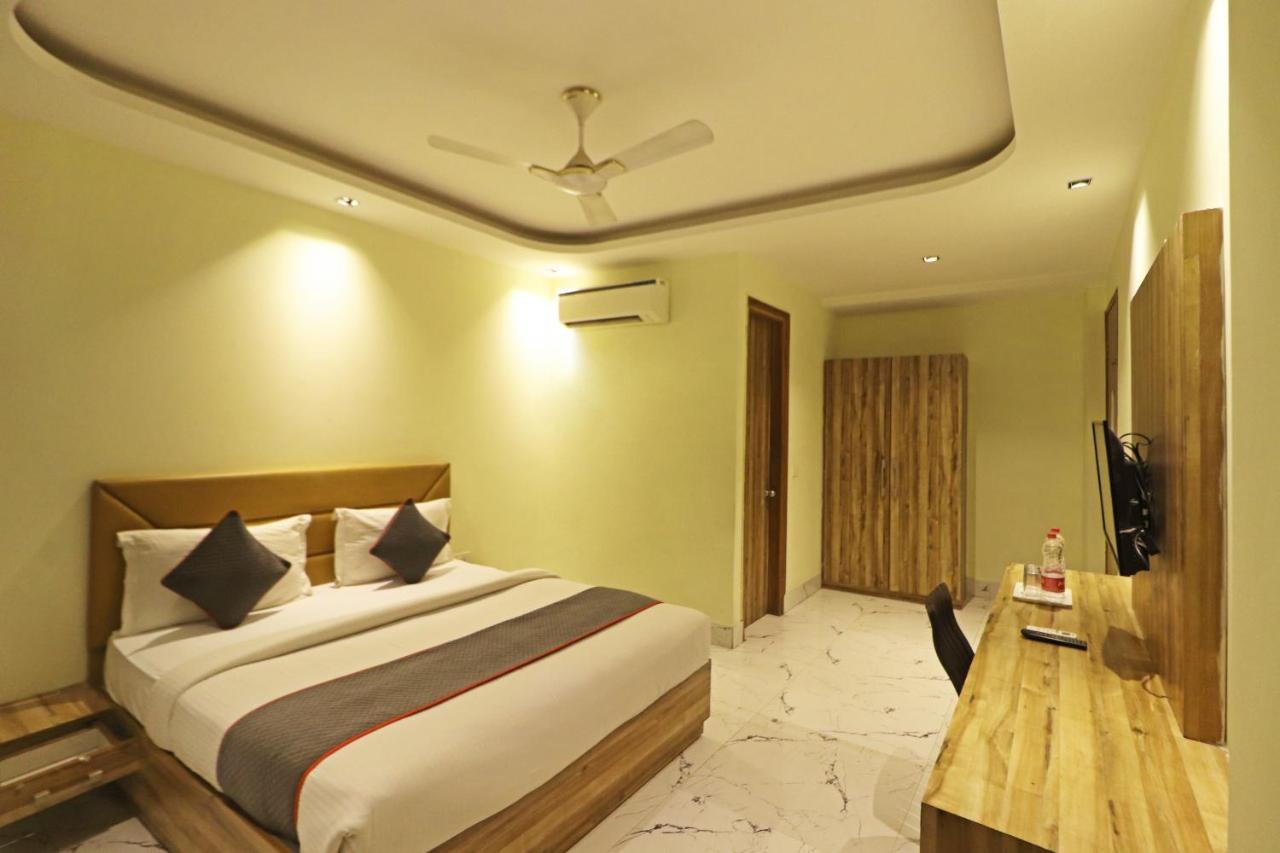 Hotel Good Vibe Near Delhi Igi Airport Ню Делхи Екстериор снимка