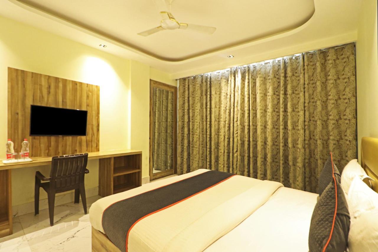 Hotel Good Vibe Near Delhi Igi Airport Ню Делхи Екстериор снимка