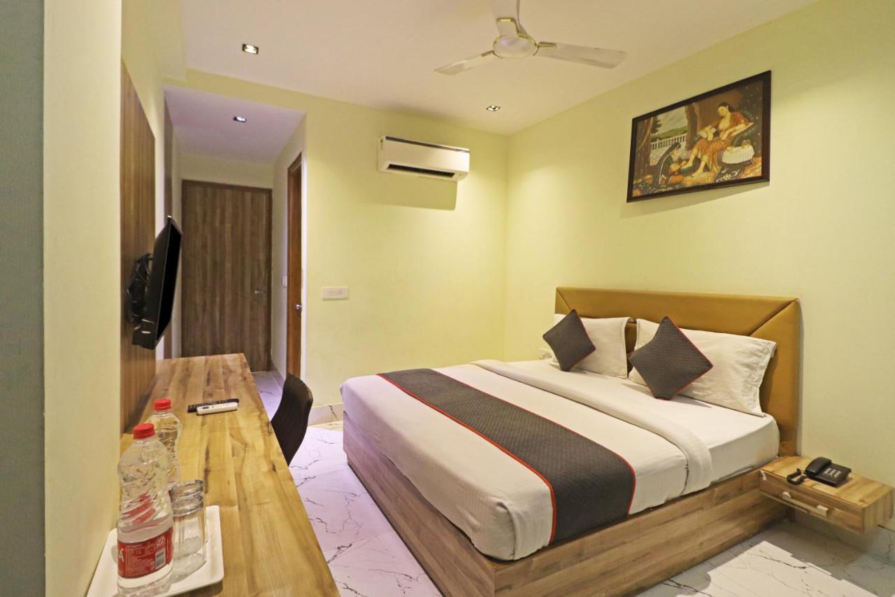 Hotel Good Vibe Near Delhi Igi Airport Ню Делхи Екстериор снимка